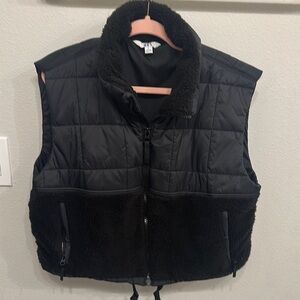 JoyLab Black Quilted Vest